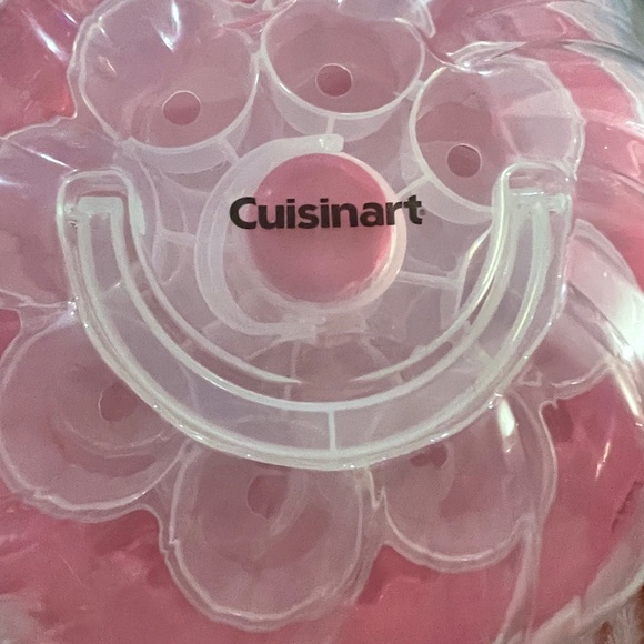 Cuisinart Pink Cupcake Carrier - Picture 4 of 5